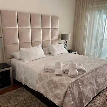 El Embrujo De Banus Es Lujo, Tranquilidad Y Prestigio En * Marbella