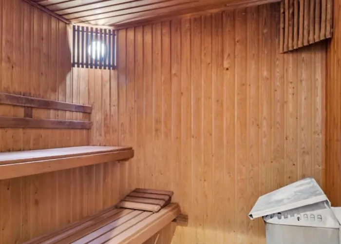 Lujo, Tranquilidad, Prestigio Y Golf En - Nueva Andalucia Y Puerto Banus Marbella